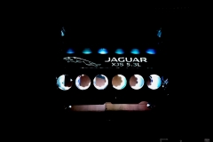 Stolek z motoru Jaguar XJS 5.3l